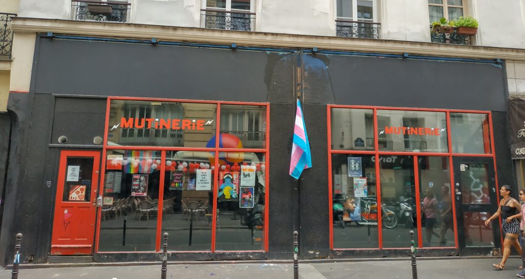 Queer Women Travel - Best Lesbian Bars Paris - La Mutinerie